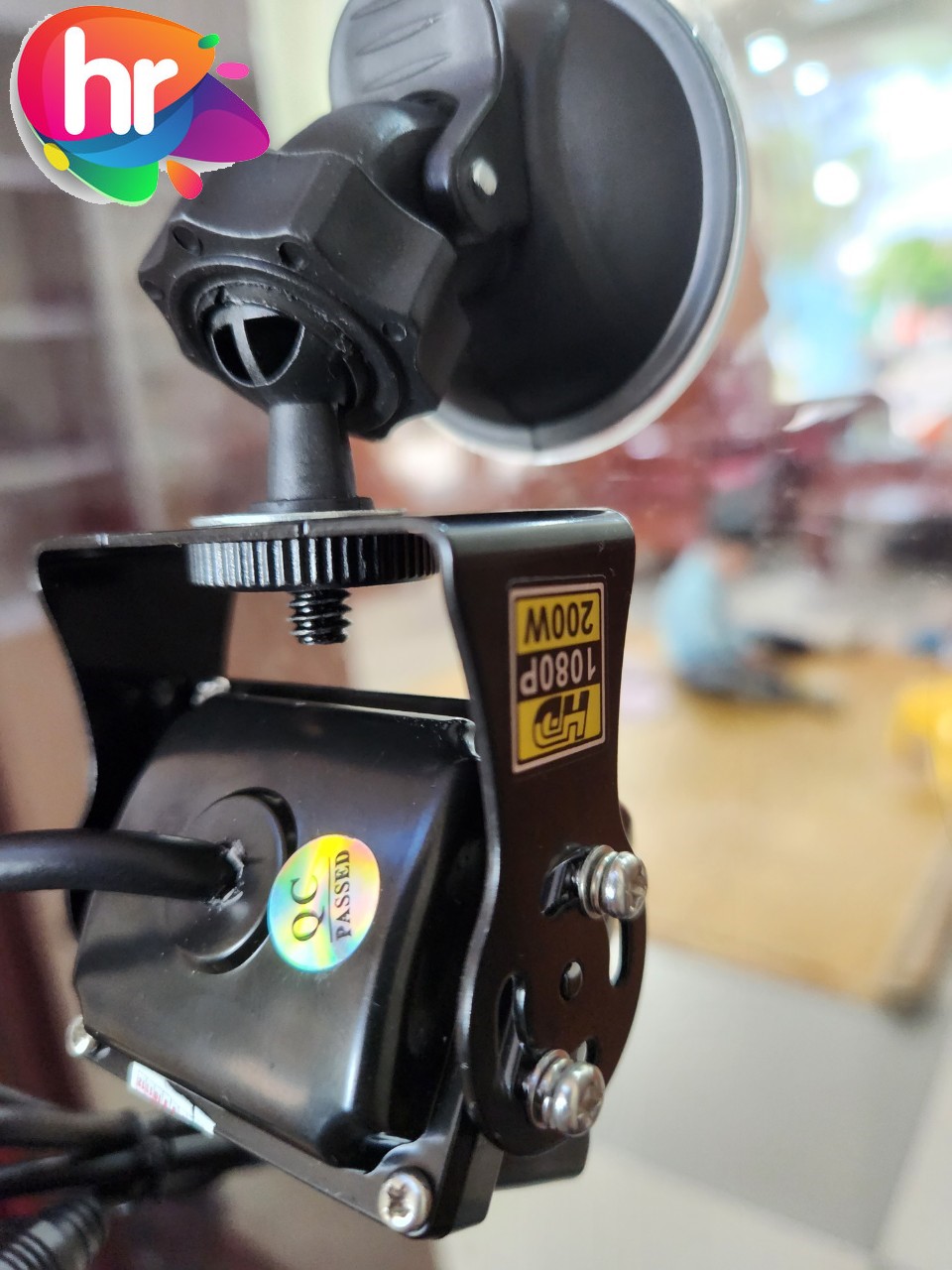 Camera tích hợp giám sát